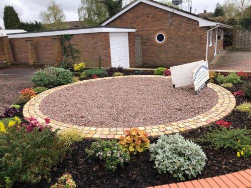 7f6a0e1e-f206-4d44-988b-bece1f0e8ea0 (1)